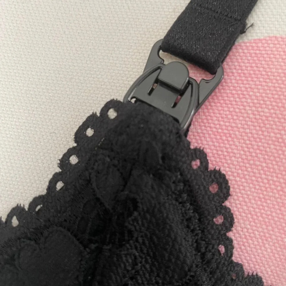 Momanda Lace Plunge Nursing Bralette Polyamide Elastane Black Sz 38B NWOT - Picture 3 of 14